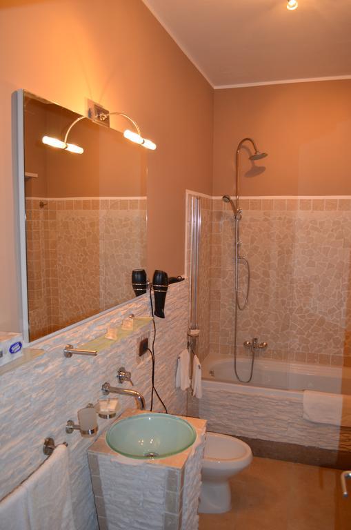 Lambruschini 69 Bed and Breakfast Fiumicino Buitenkant foto